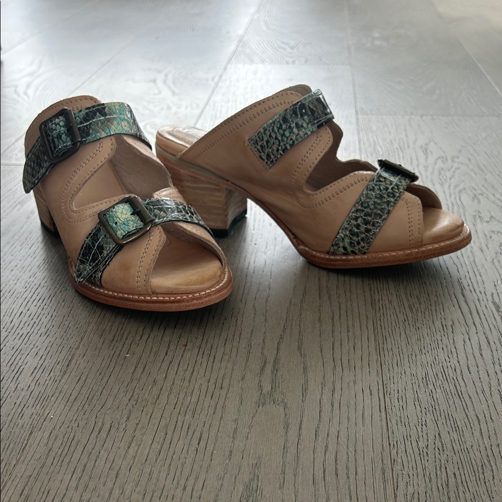 Freebird by Steven - Stylish Tan and Green Caprice Sandals